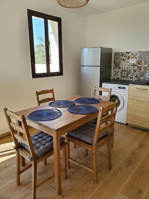 Reve En Luberon Βίλα Lauris Εξωτερικό φωτογραφία